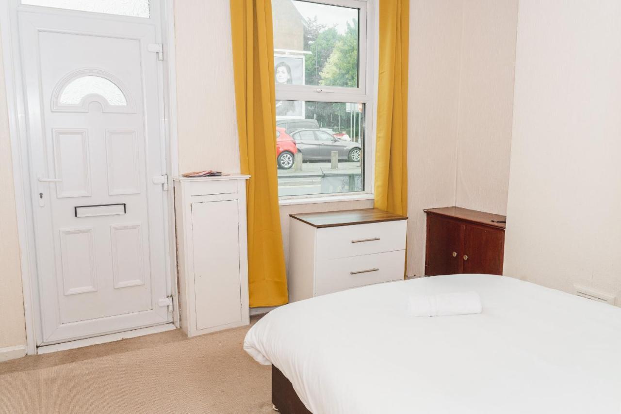 Hanley Park House Villa Stoke-on-Trent Ngoại thất bức ảnh