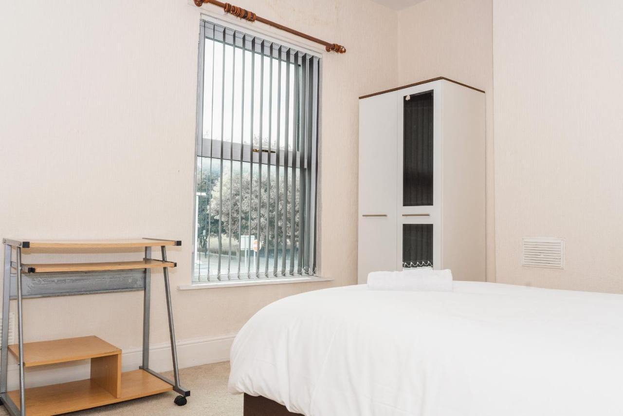 Hanley Park House Villa Stoke-on-Trent Ngoại thất bức ảnh