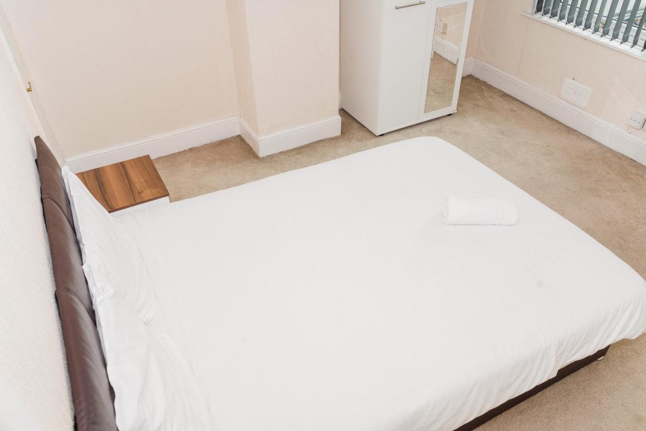 Hanley Park House Villa Stoke-on-Trent Ngoại thất bức ảnh